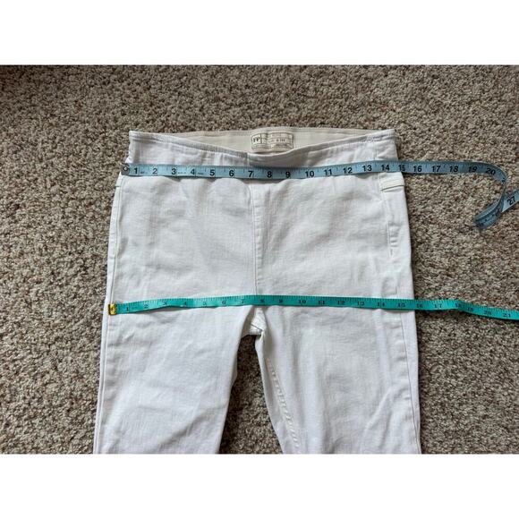FREE PEOPLE White Flare Woman's Jeans/Pants size 28 - Picture 4 of 10